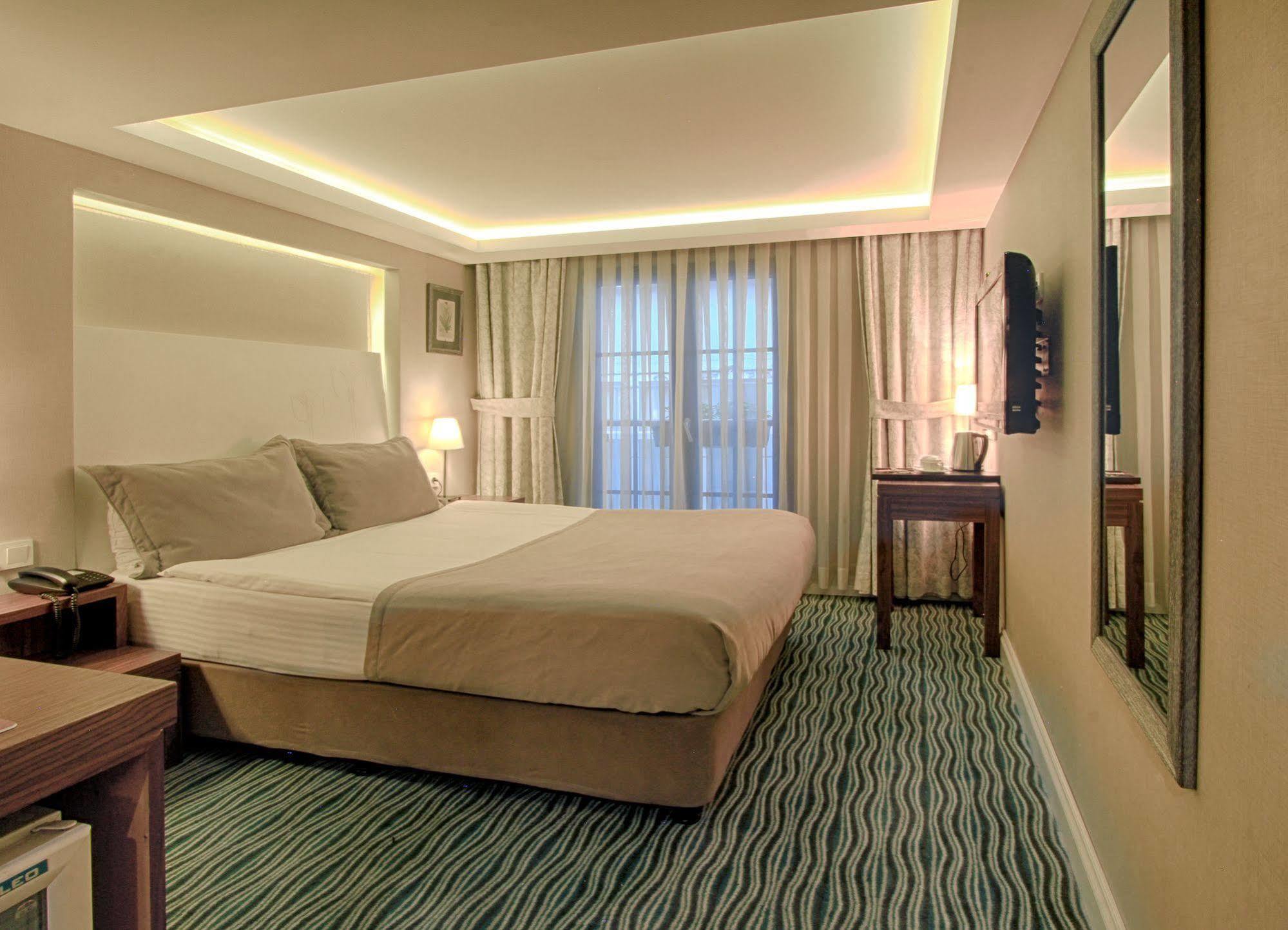 Aston Hotel Taksim Istambul Extérieur photo