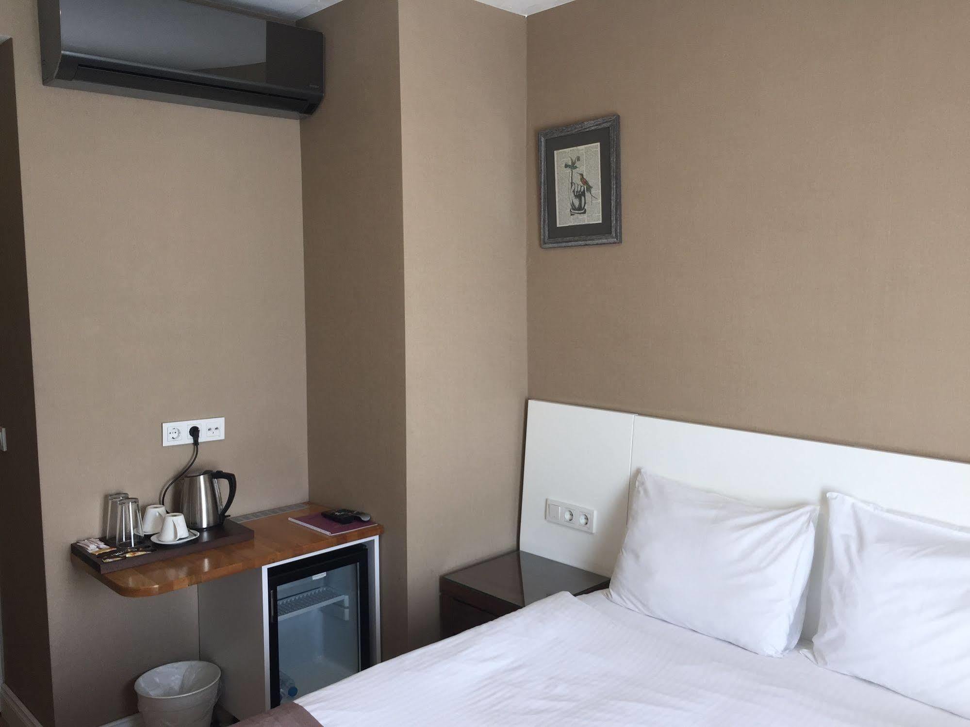Aston Hotel Taksim Istambul Extérieur photo